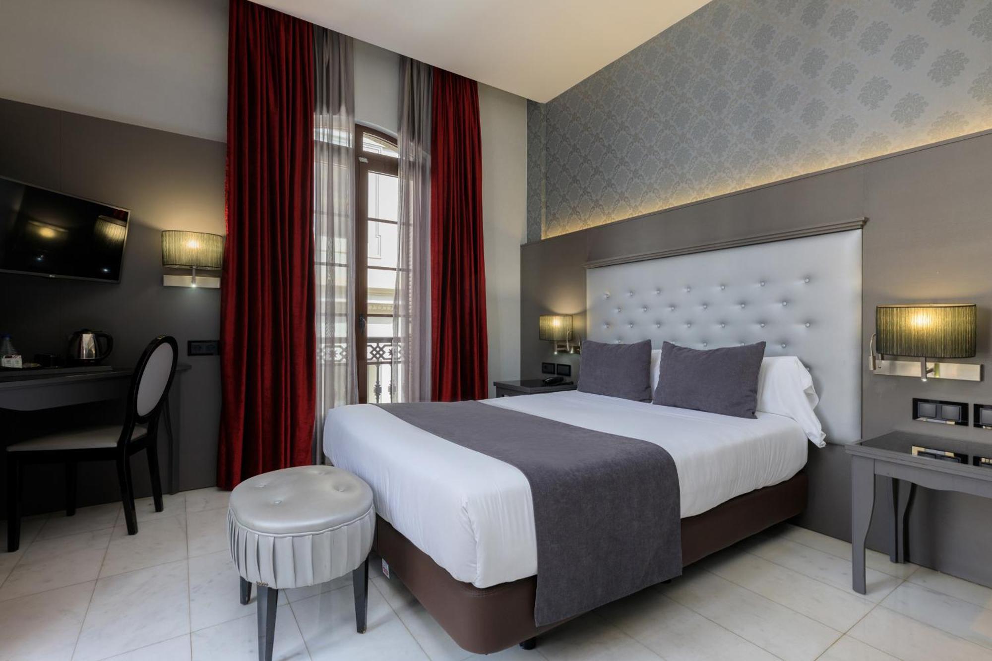 Ciutadella Hotell 4*